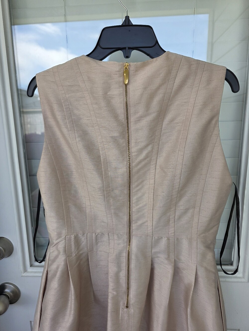 NWT Donna Karan New York Champagne Metallic Sheath Dress Silk Blend Size 8 $249 - Picture 11 of 13